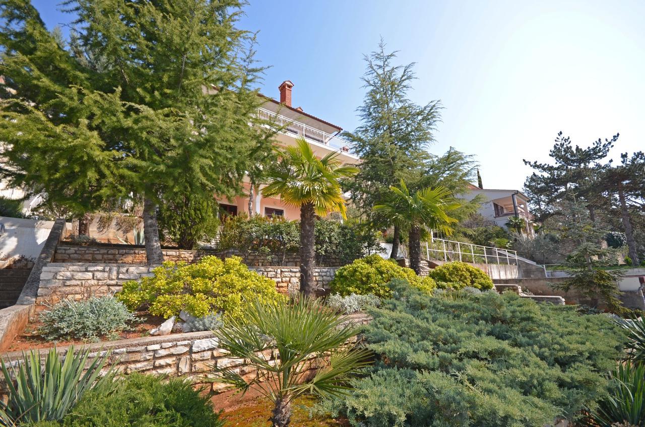 Apartments Slavica ラバック エクステリア 写真