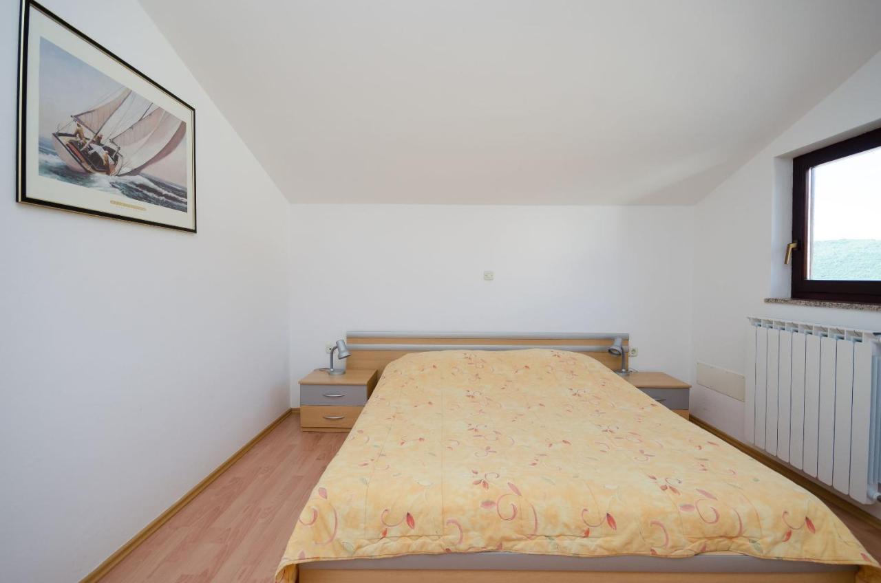 Apartments Slavica ラバック エクステリア 写真